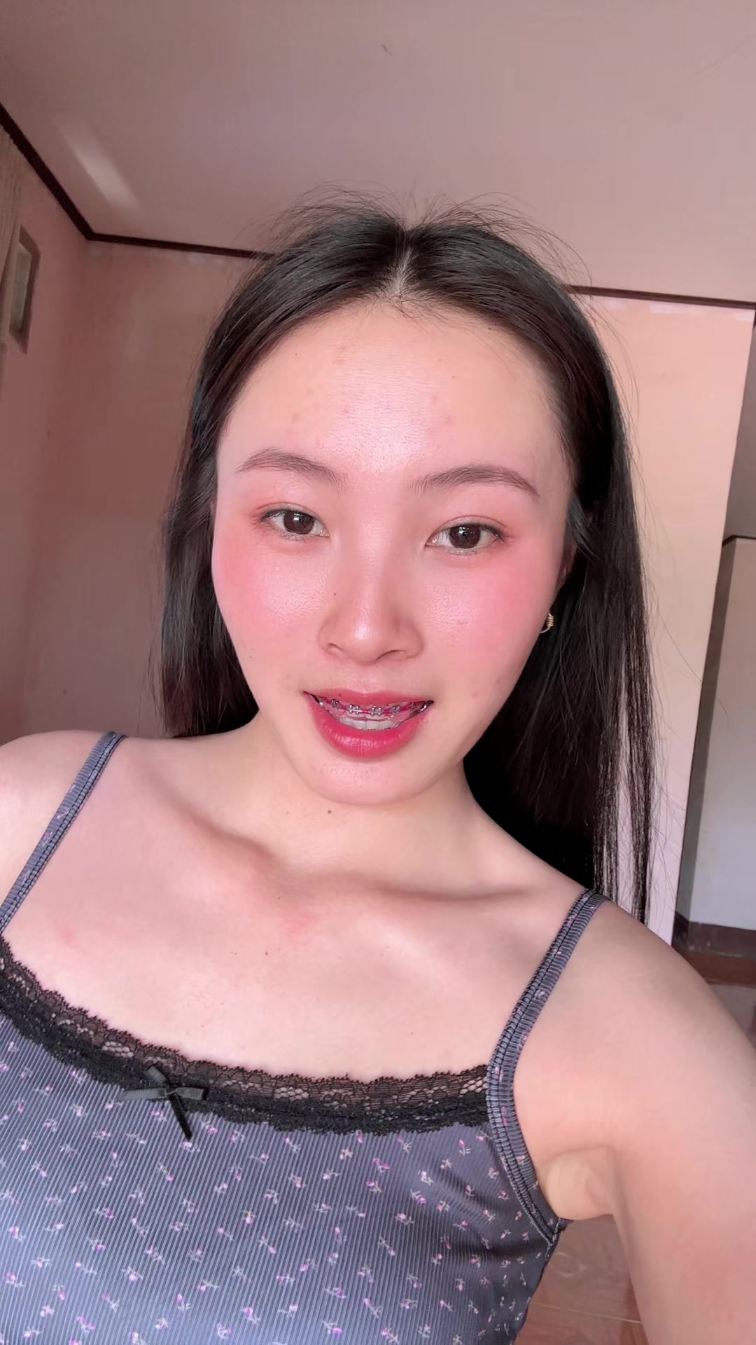@陆娜（ອາລຸນລັກ🌷)
