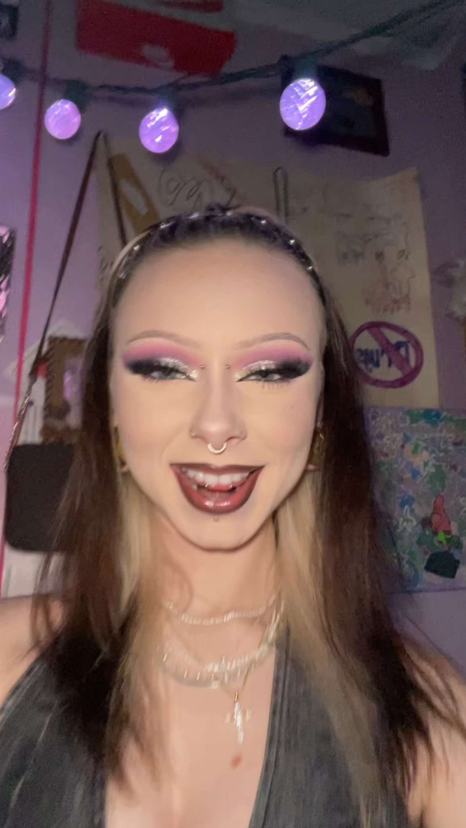 @🧐