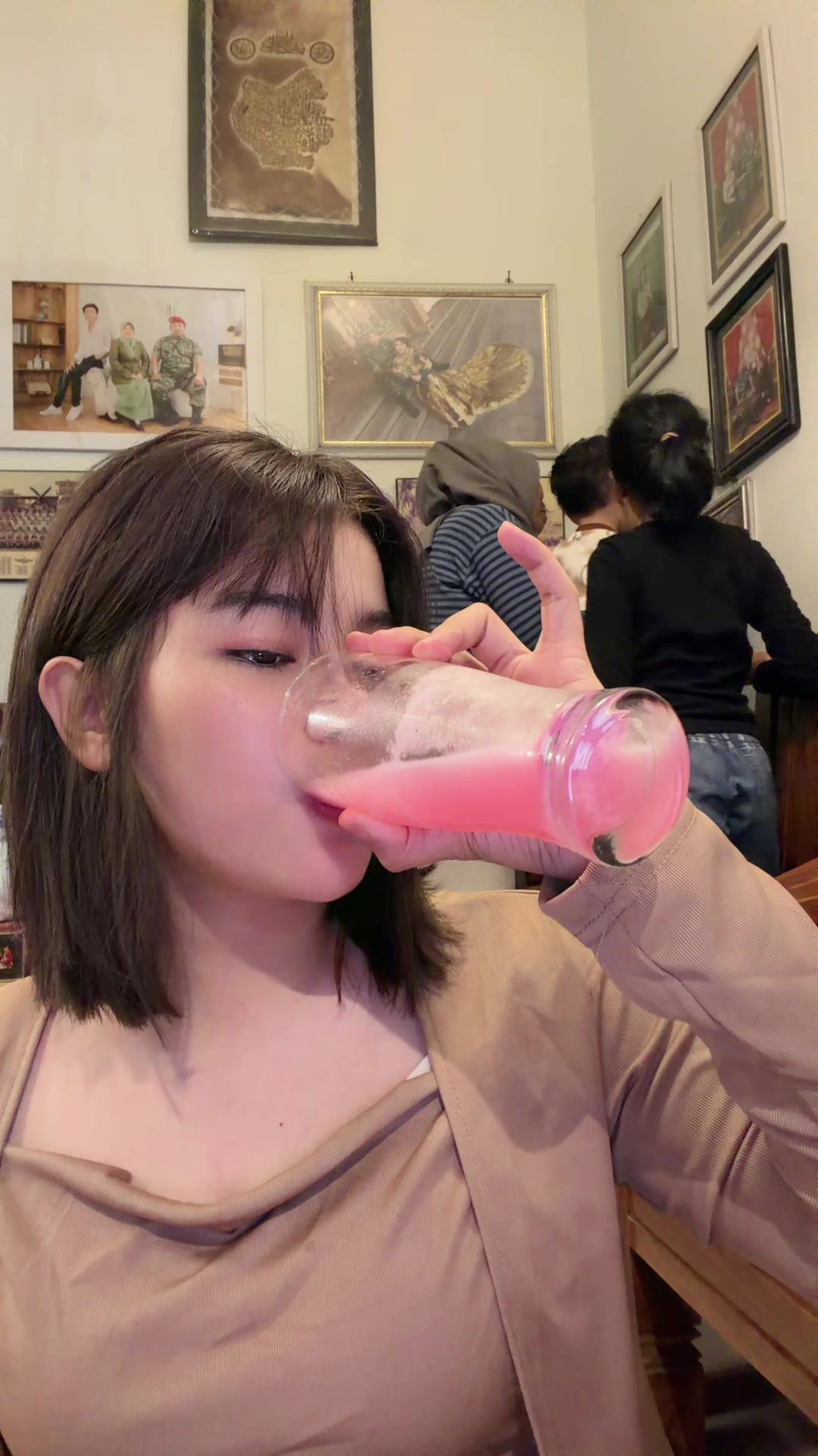 @Cahyaniryn