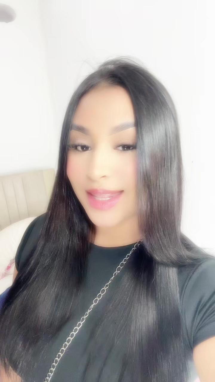 @DM👸🏻✨