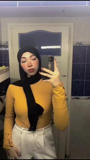 @houyem