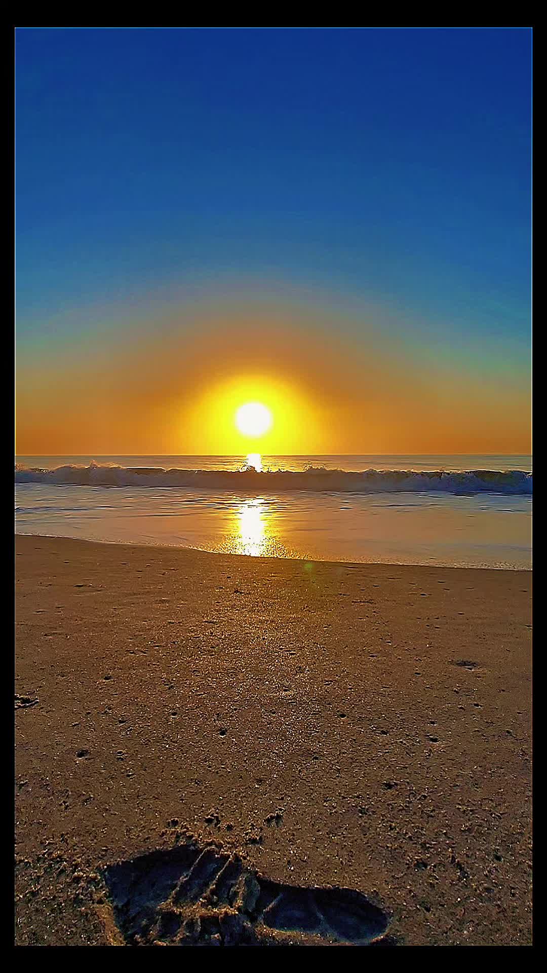 @justbeachy