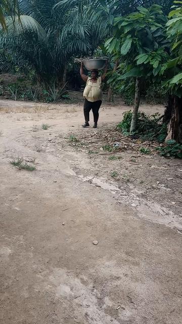 @Efua Bonful