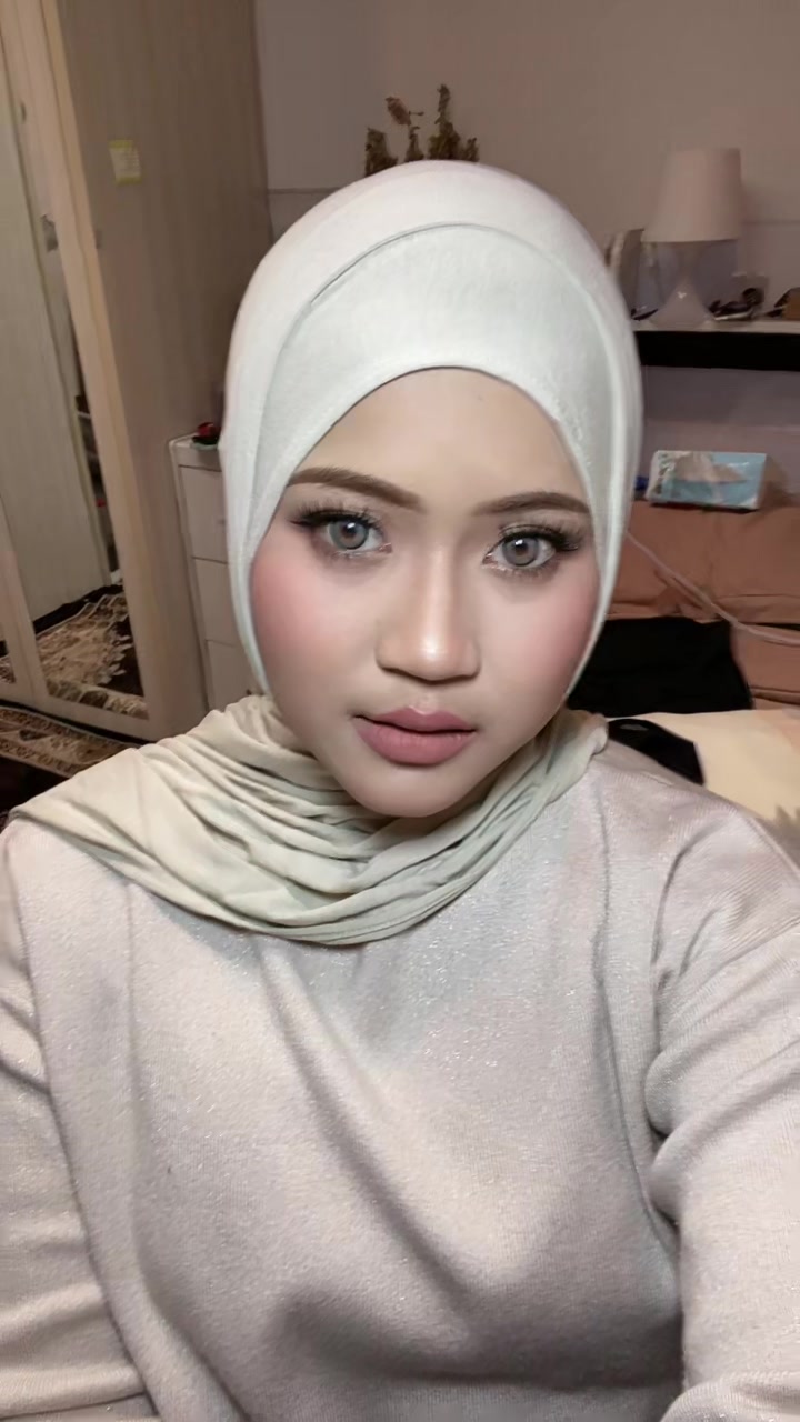 @cindyadiraa