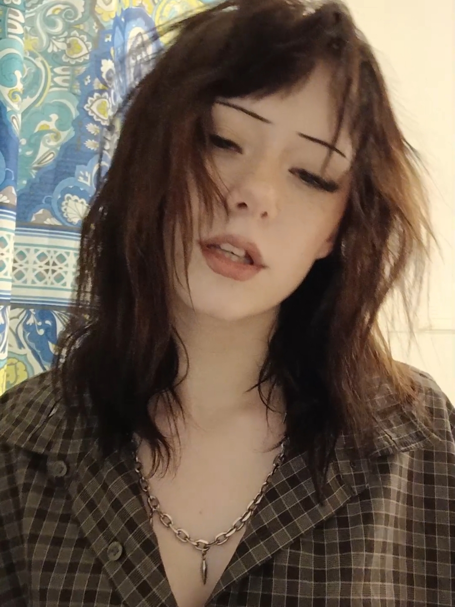 @sleepy girl
