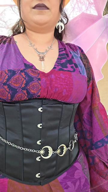@MorbidQueen