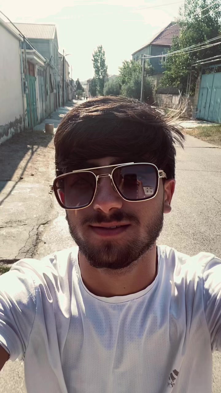 @𝓜.𝓣