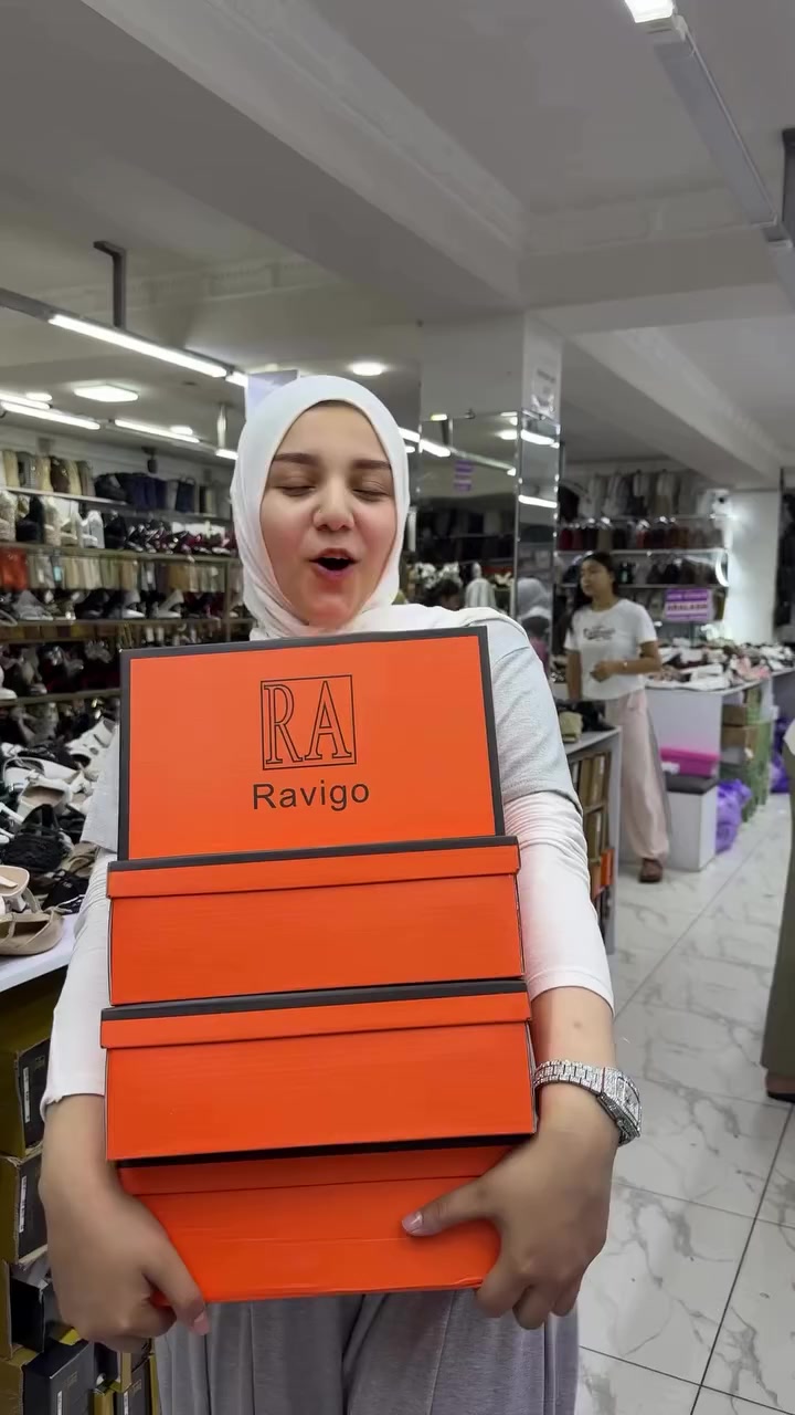 @𝗡𝗲𝘄 𝗦𝗵𝗼𝗲𝘀