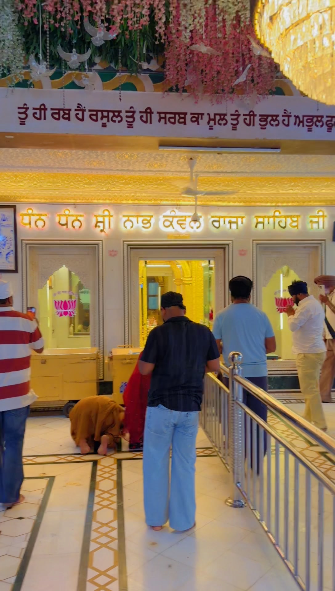 @ਓਫੀਸ਼ੀਅਲ_ਵਿਜੈ