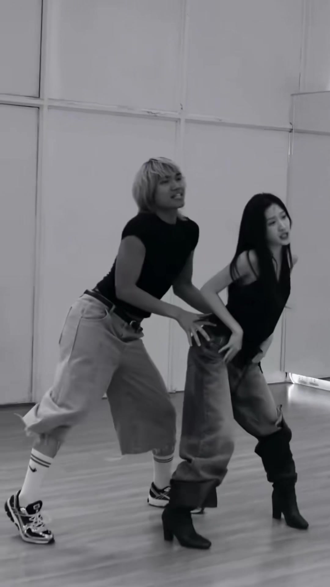 @Mai