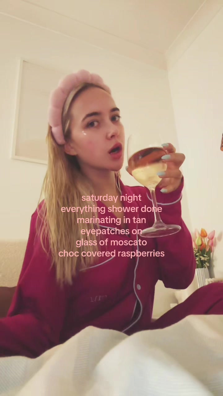 @PAIGE HICKS ❀