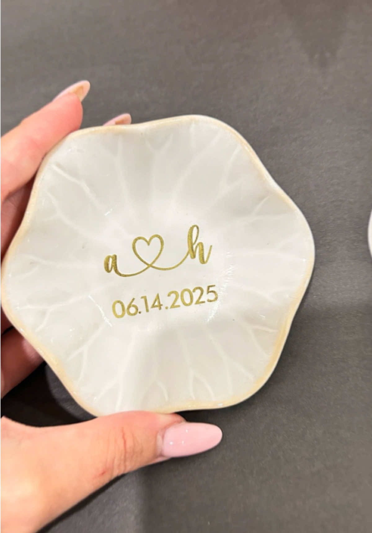 @AnokhiGiftsCo