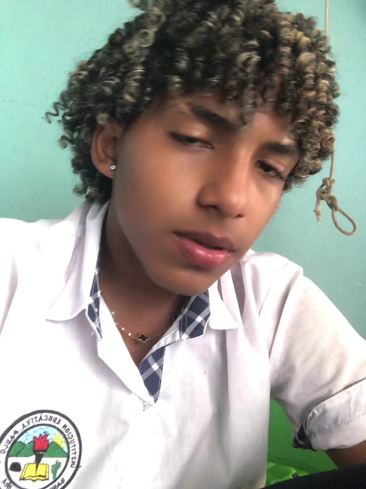 @Luifer Arévalo 😈.