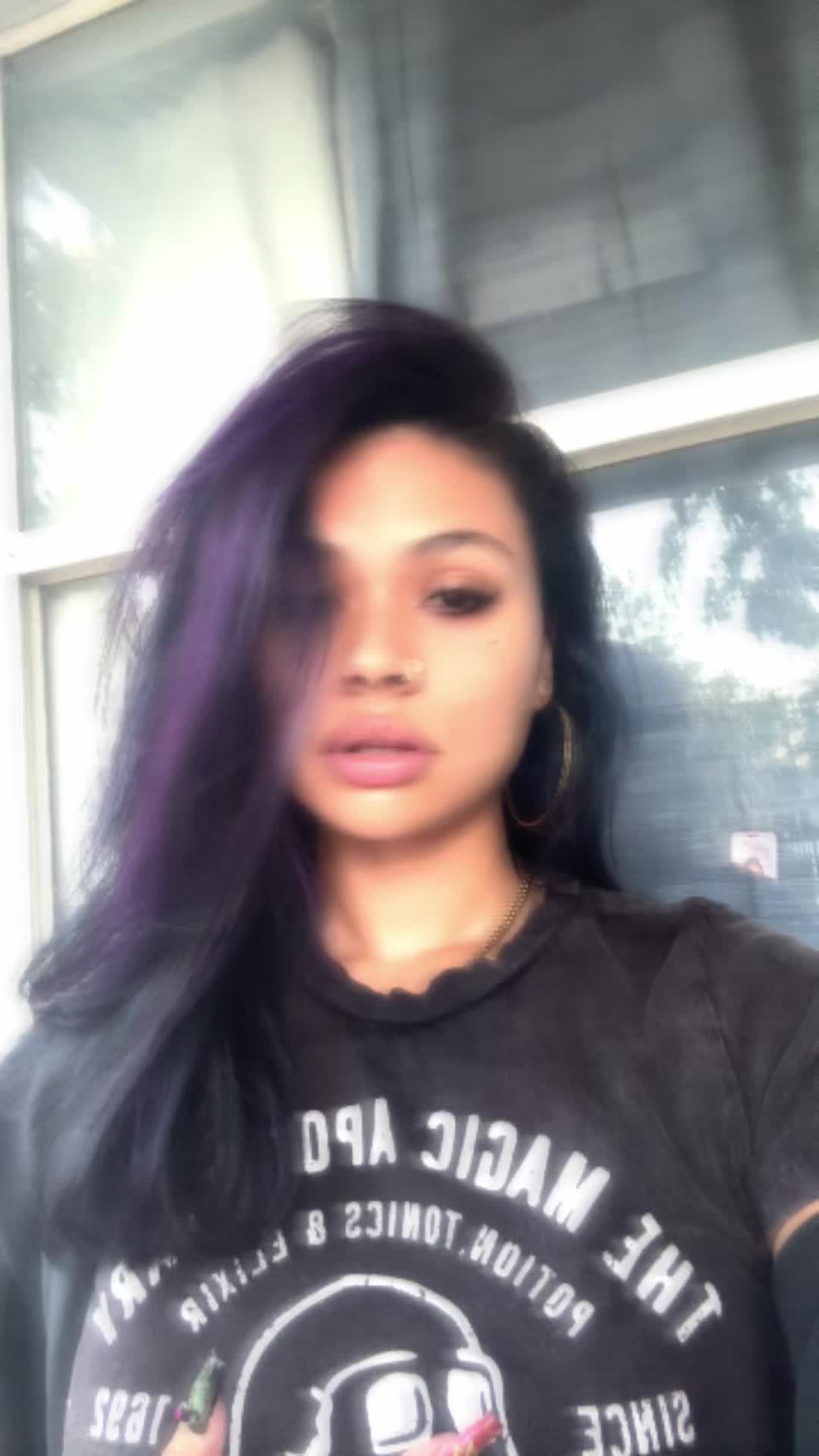 @Nicki