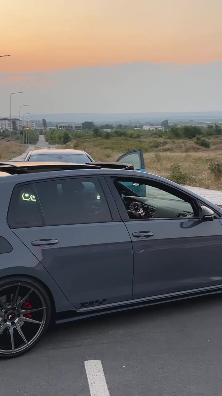 @revvedcars