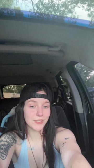 @paraplegic queen ๐ธ