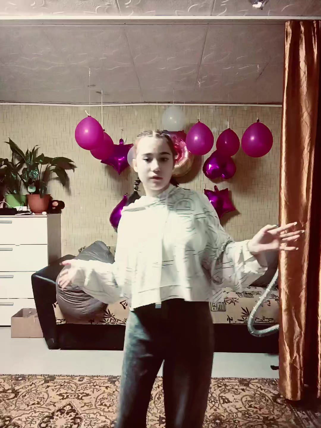 @...