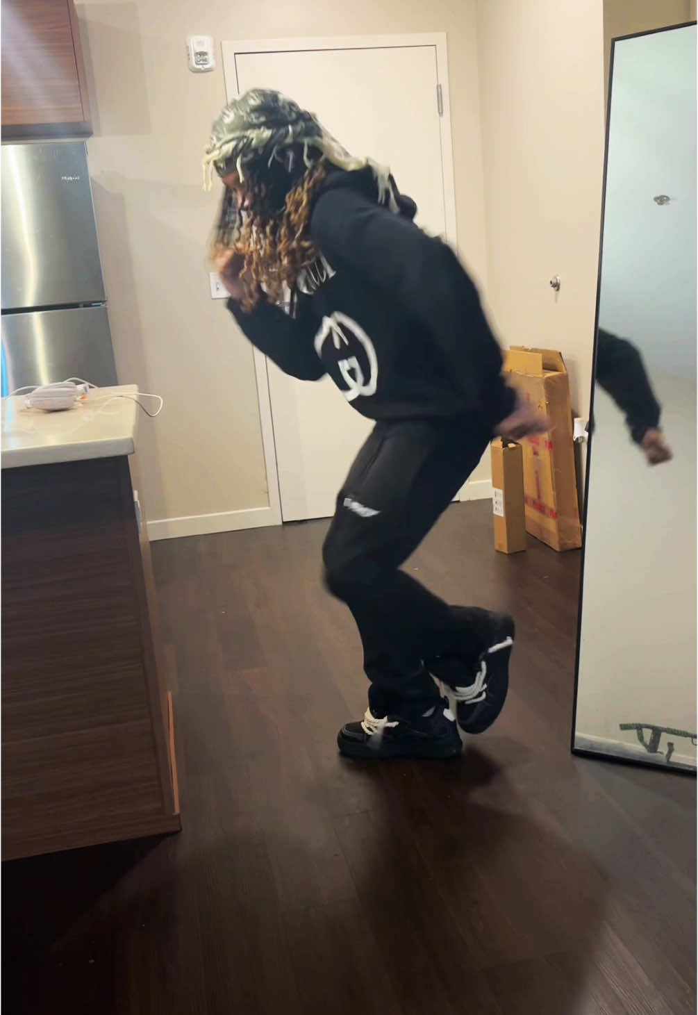 @LilC4