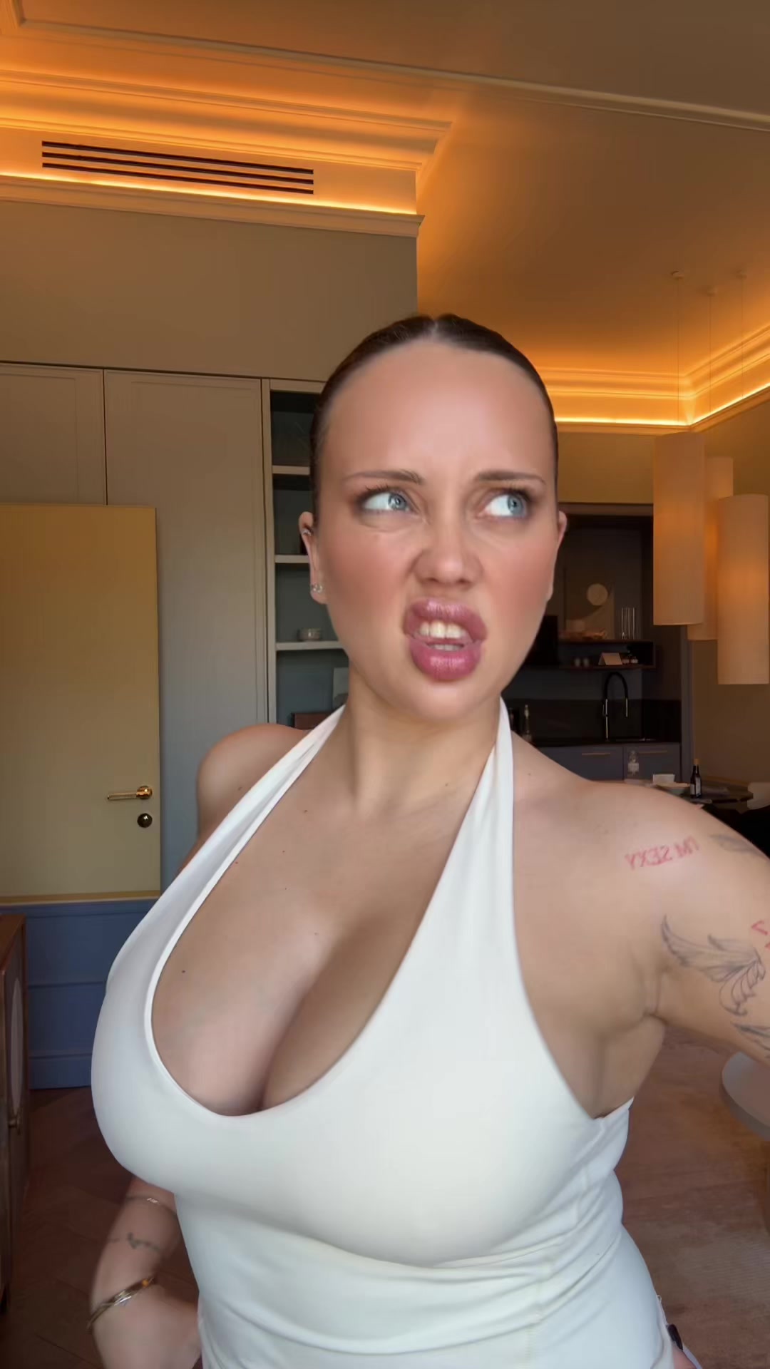 @Roninaa