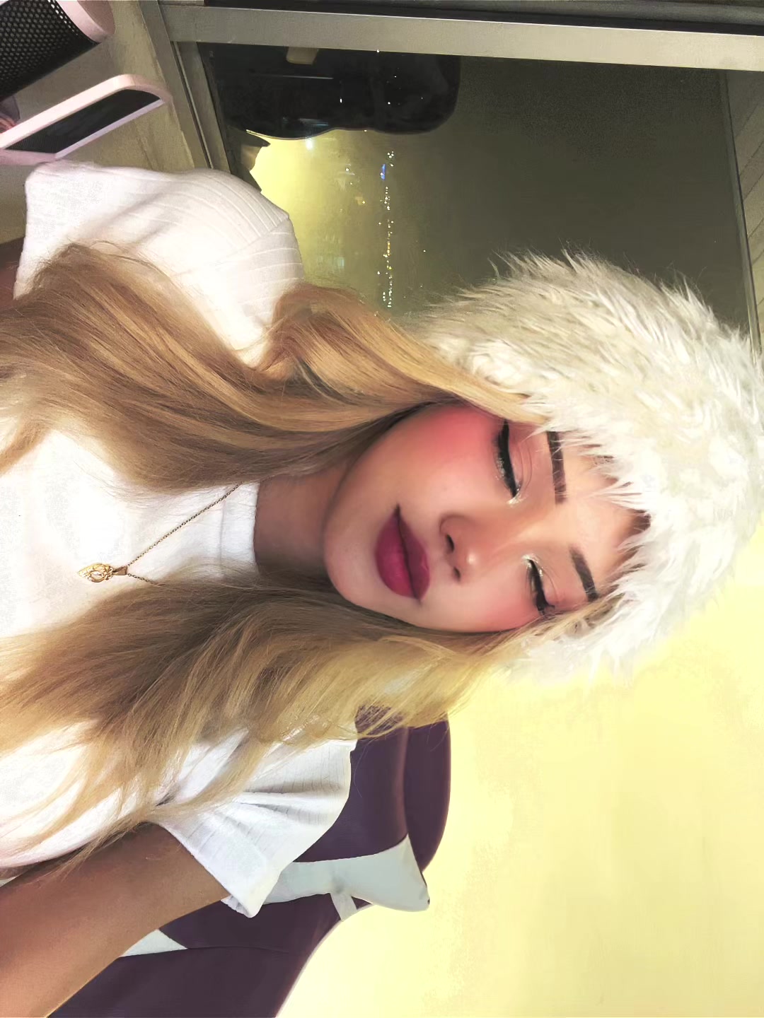 @Yuli🦋