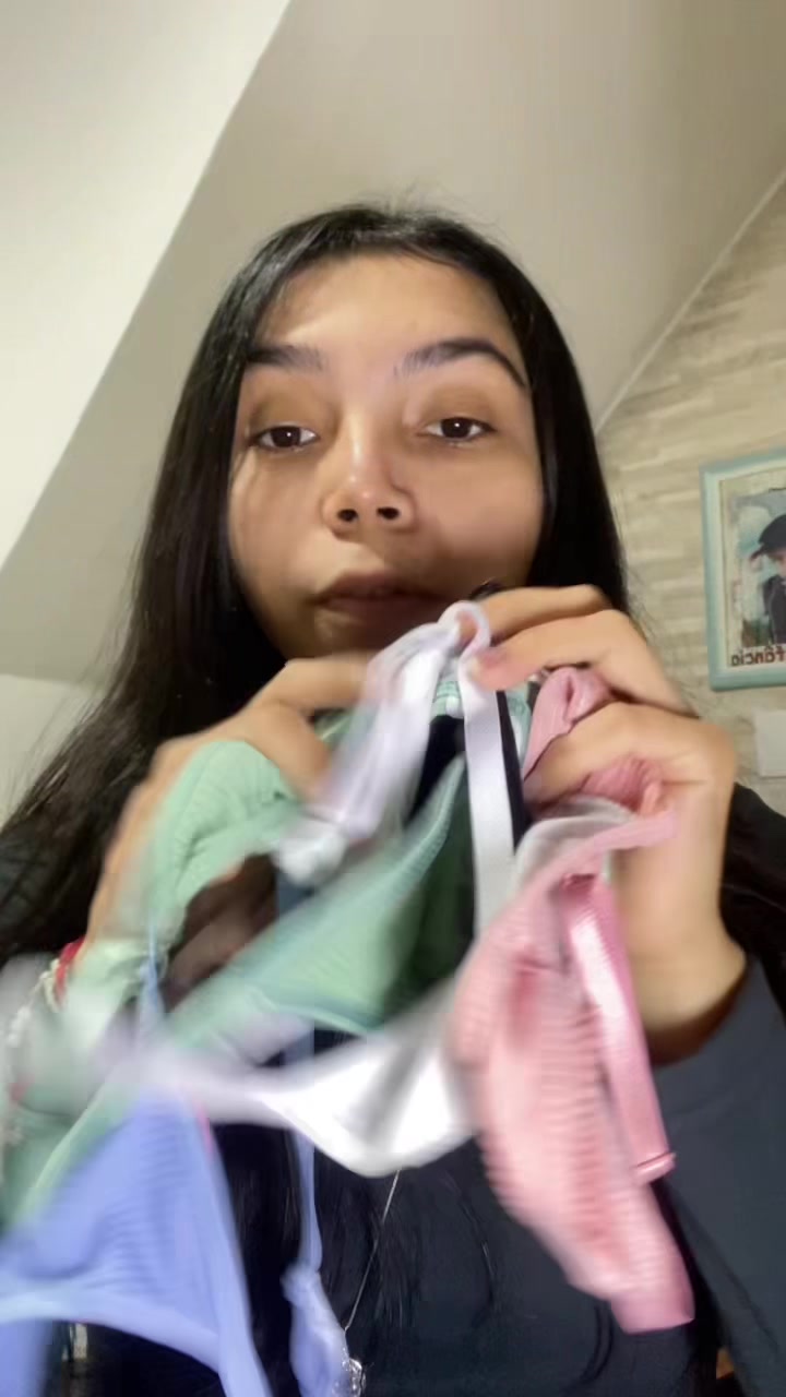 @Alinne