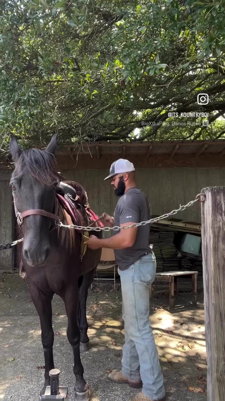 @Kountryboi