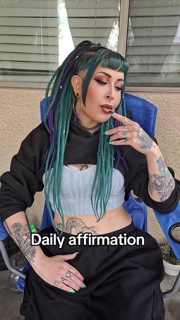 @niki_noxious