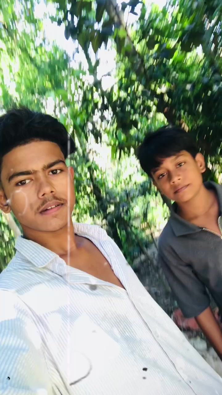@@ ₽ A ₿ E I ~ 📸 ~