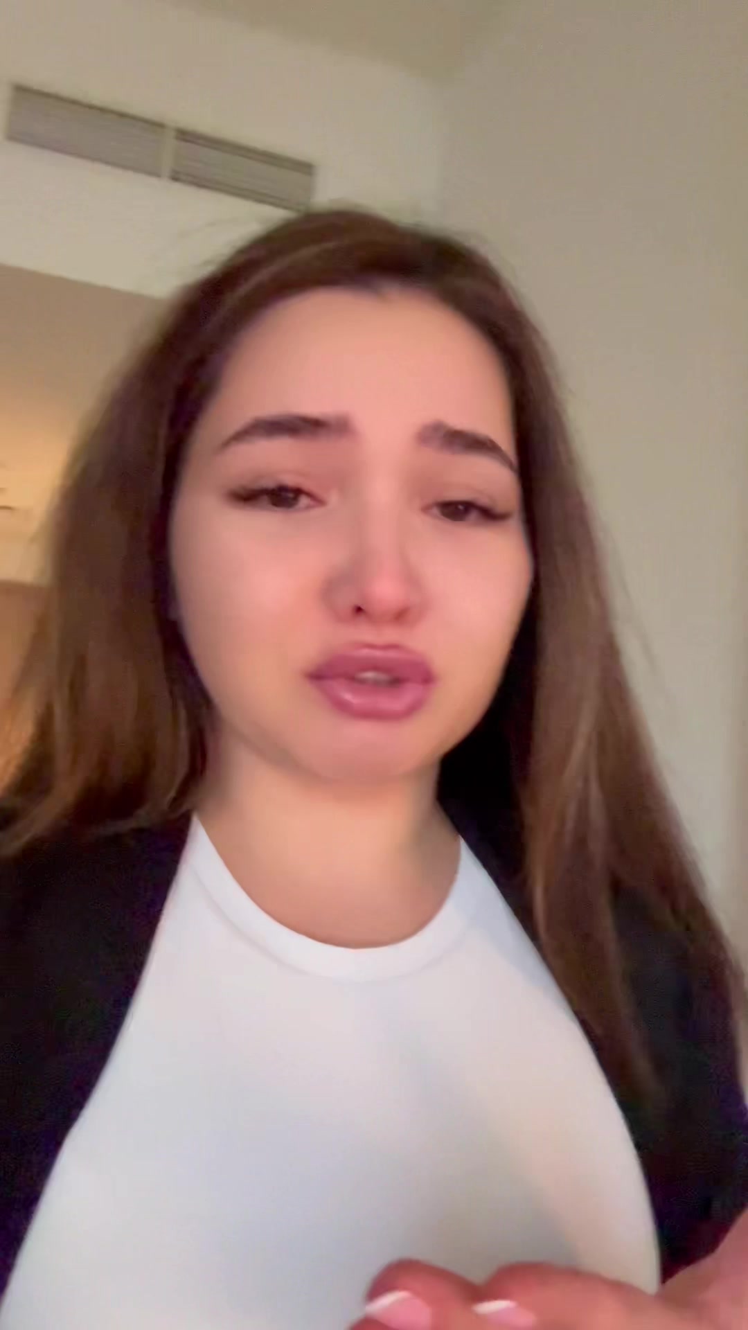 @alishashakirova