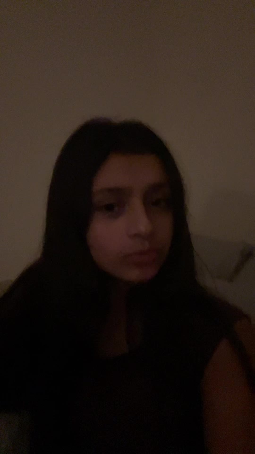 @ayvuh