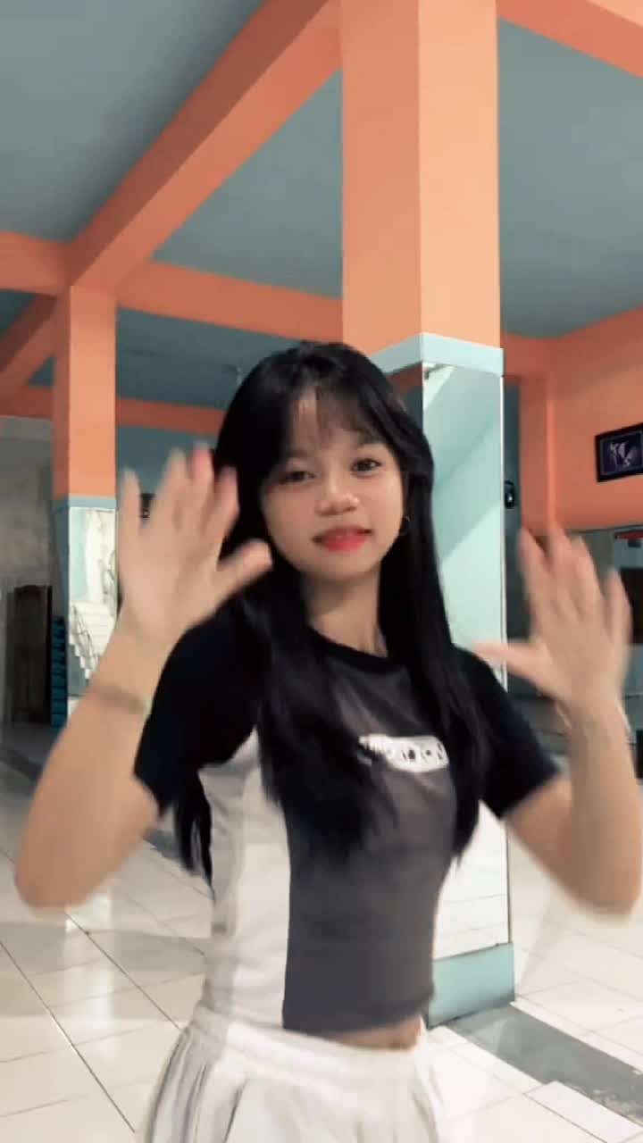 @vanzzz    putri💥
