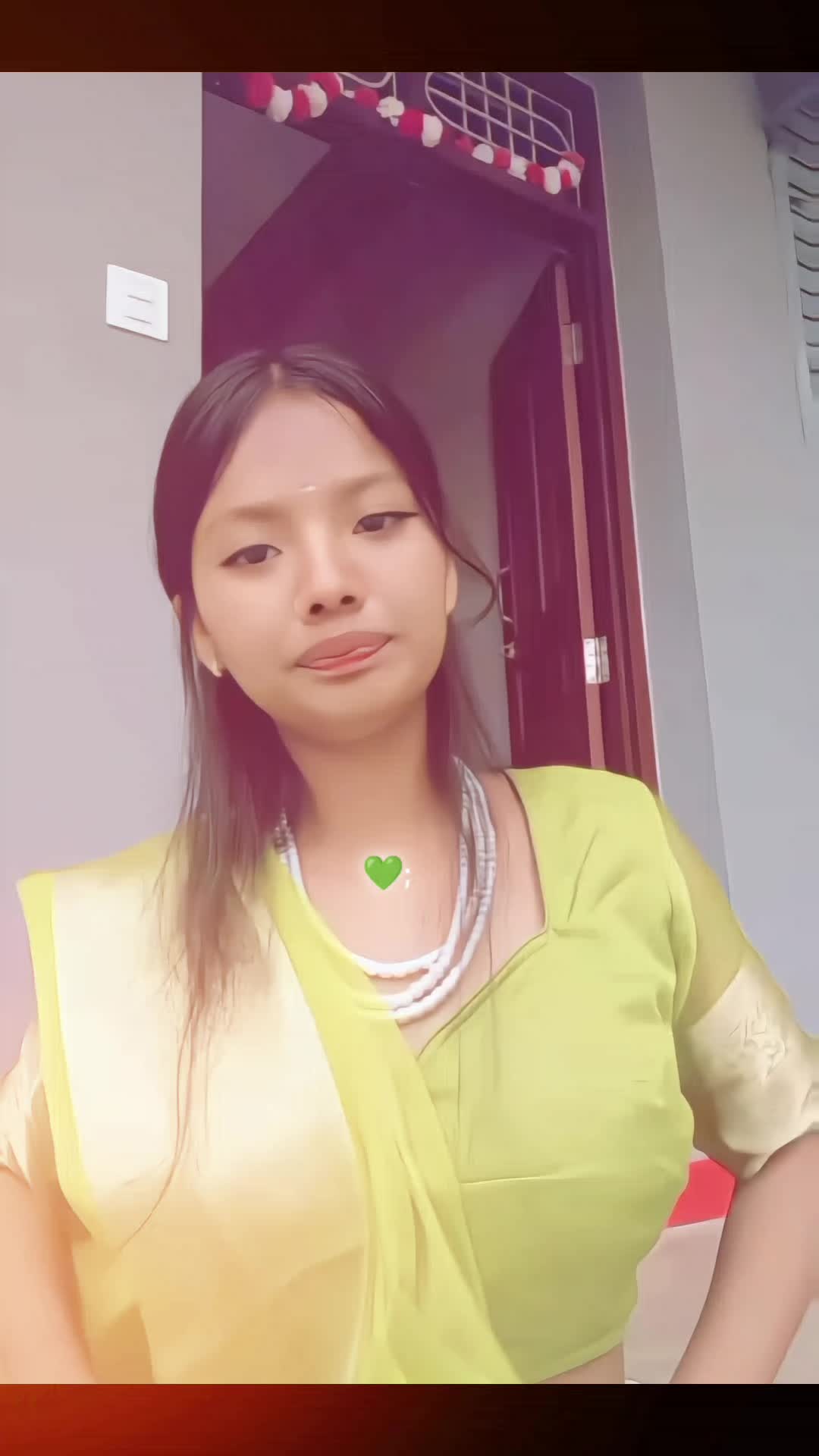 @ᥫ᭡.