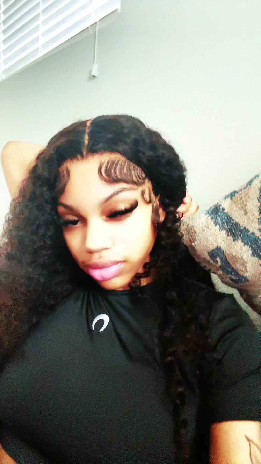 @👄.