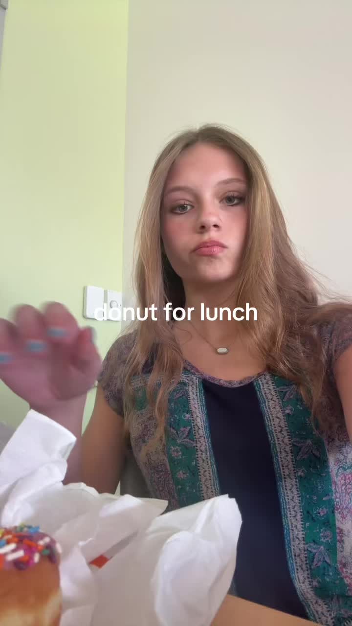 @swag🫧🤍💋