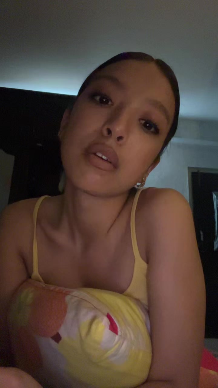 @Ꮧ