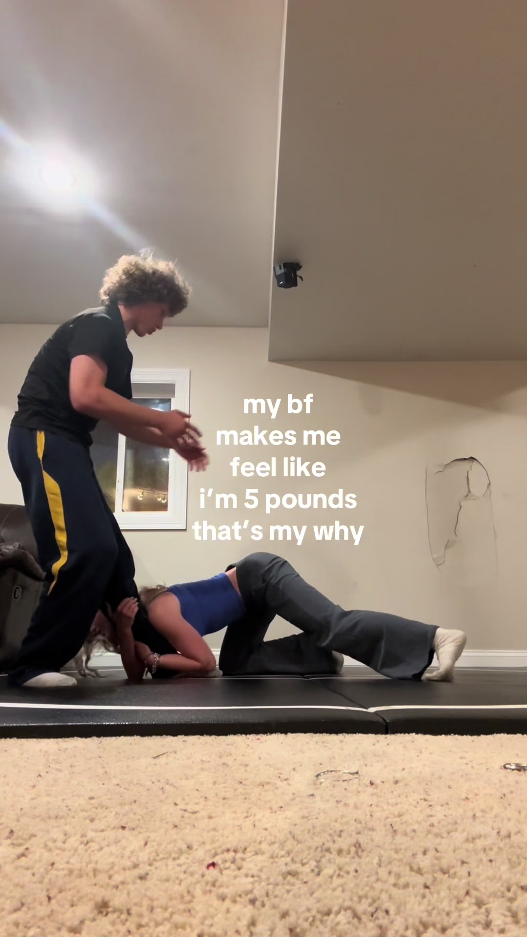 @hi
