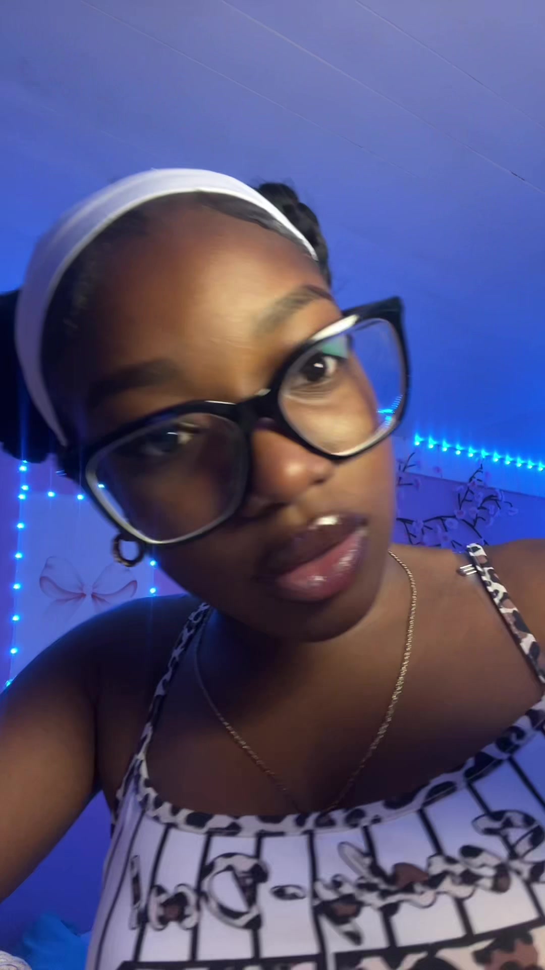 @𝐸𝓍𝑜𝓉𝒾𝒸_𝓈𝒽𝑒𝓁𝓁𝓎💗