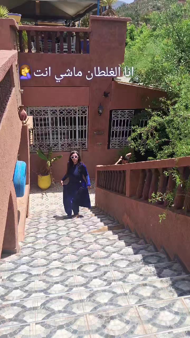 @🪭🦋فنيكيشة🦋🪭