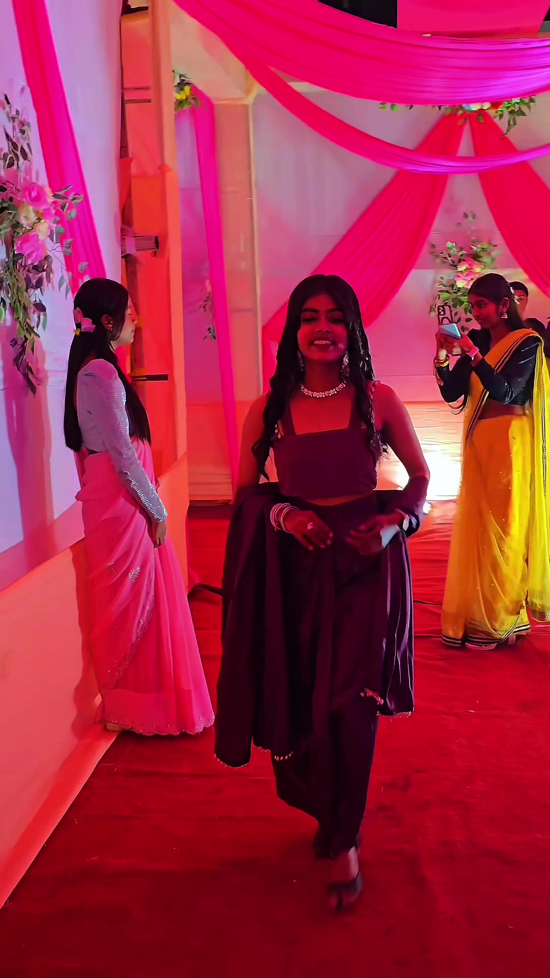 @Aarti Yadav🦜🦋