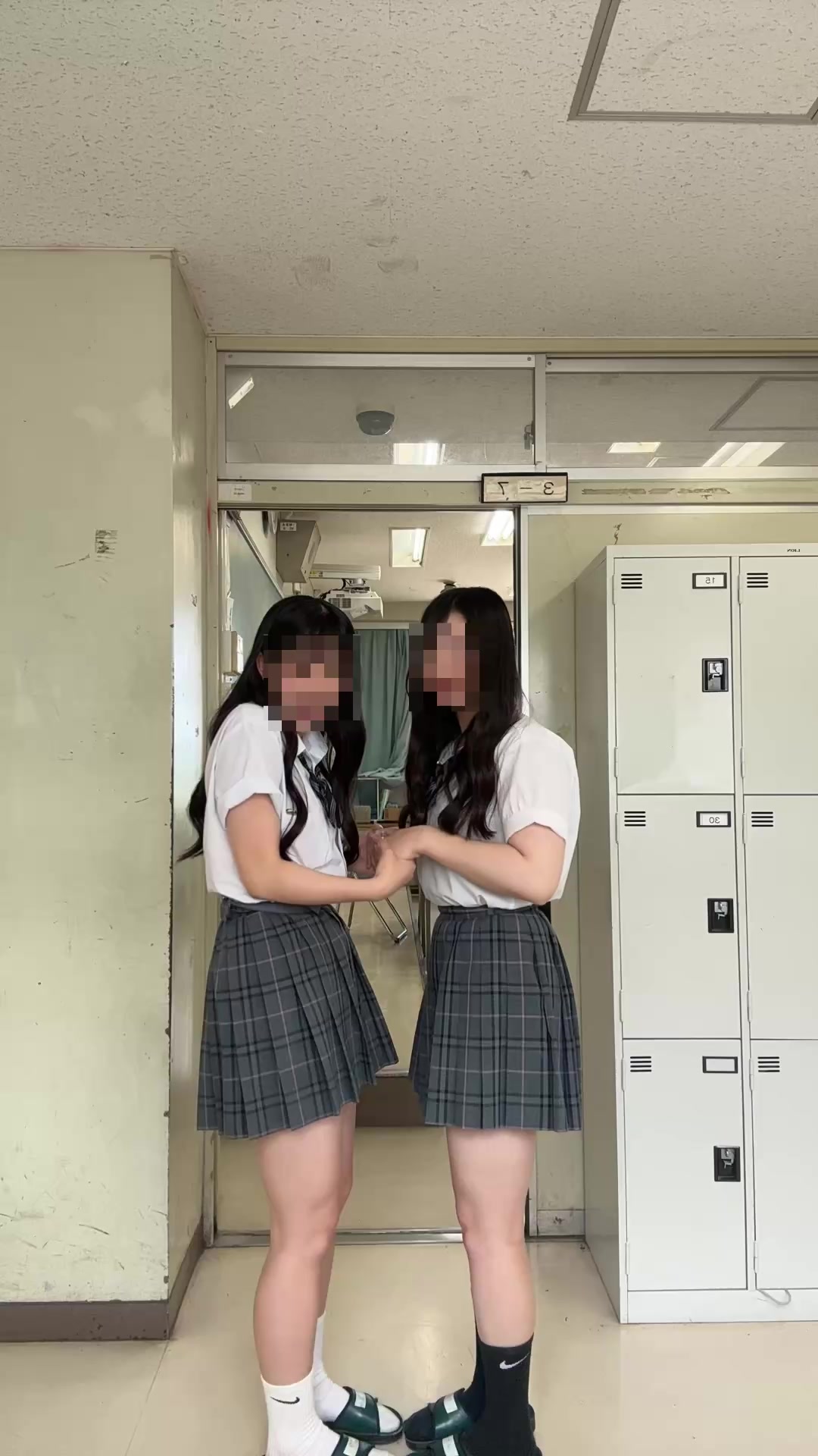 @ひ