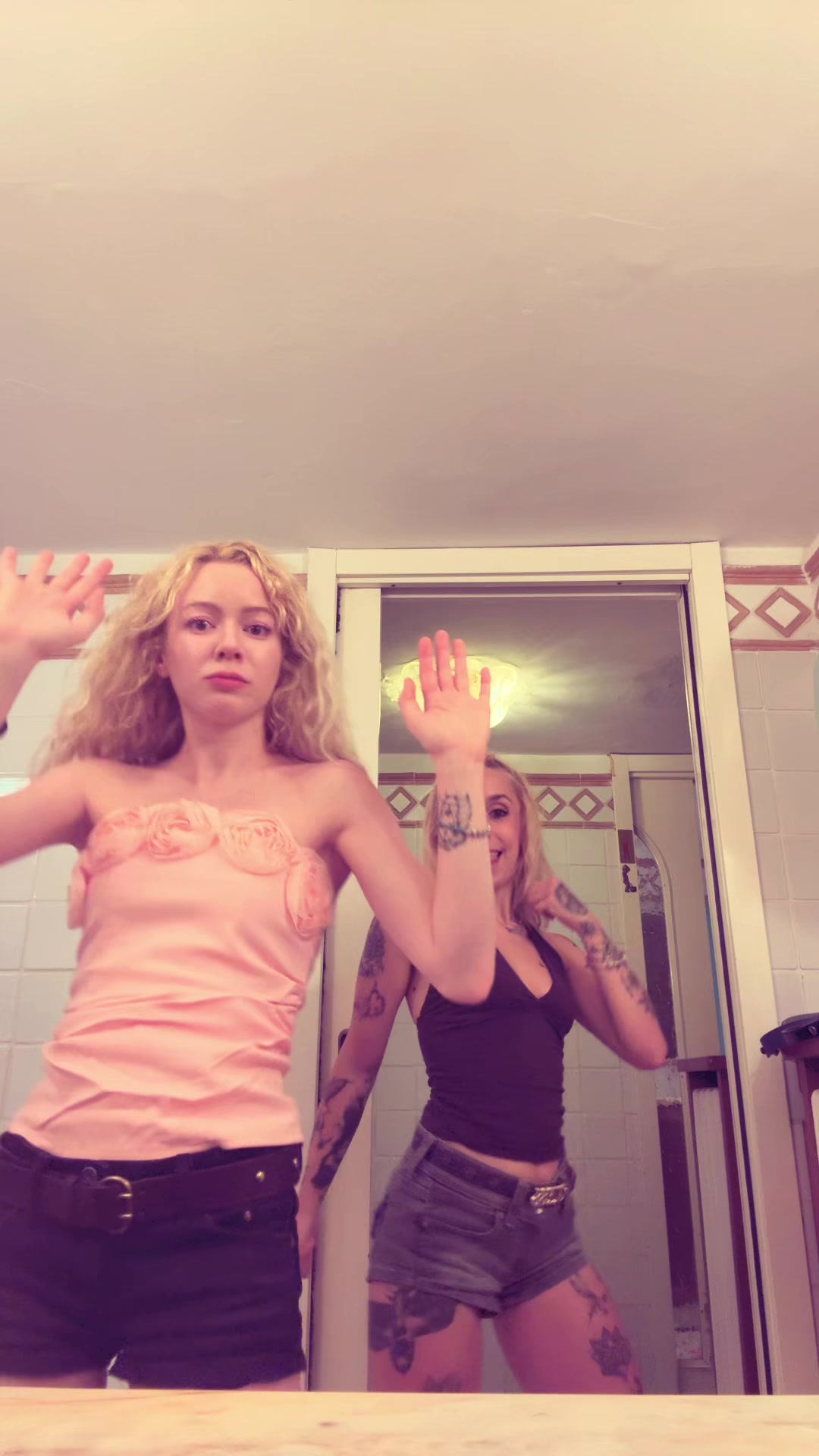 @SaraeAurorina