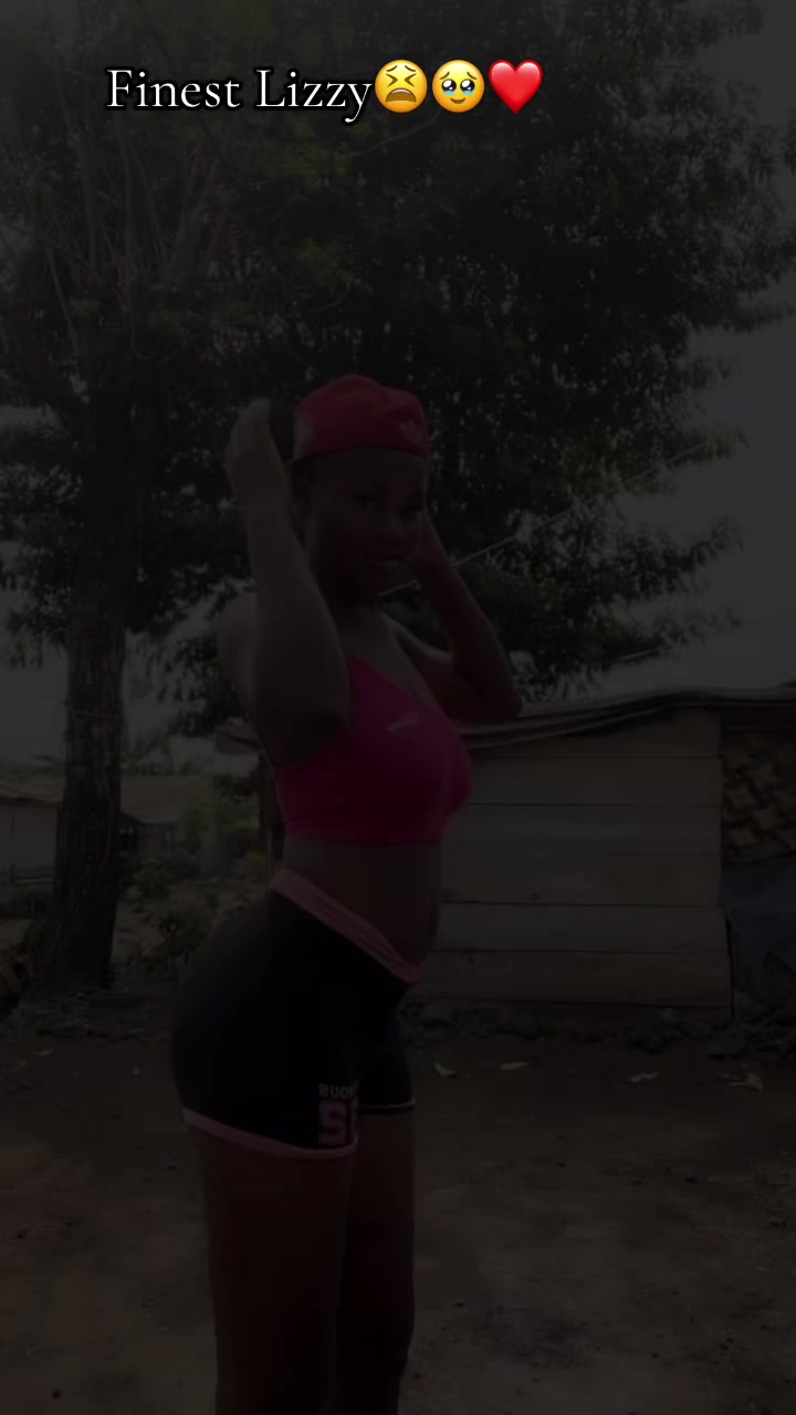@Lizzy😻!