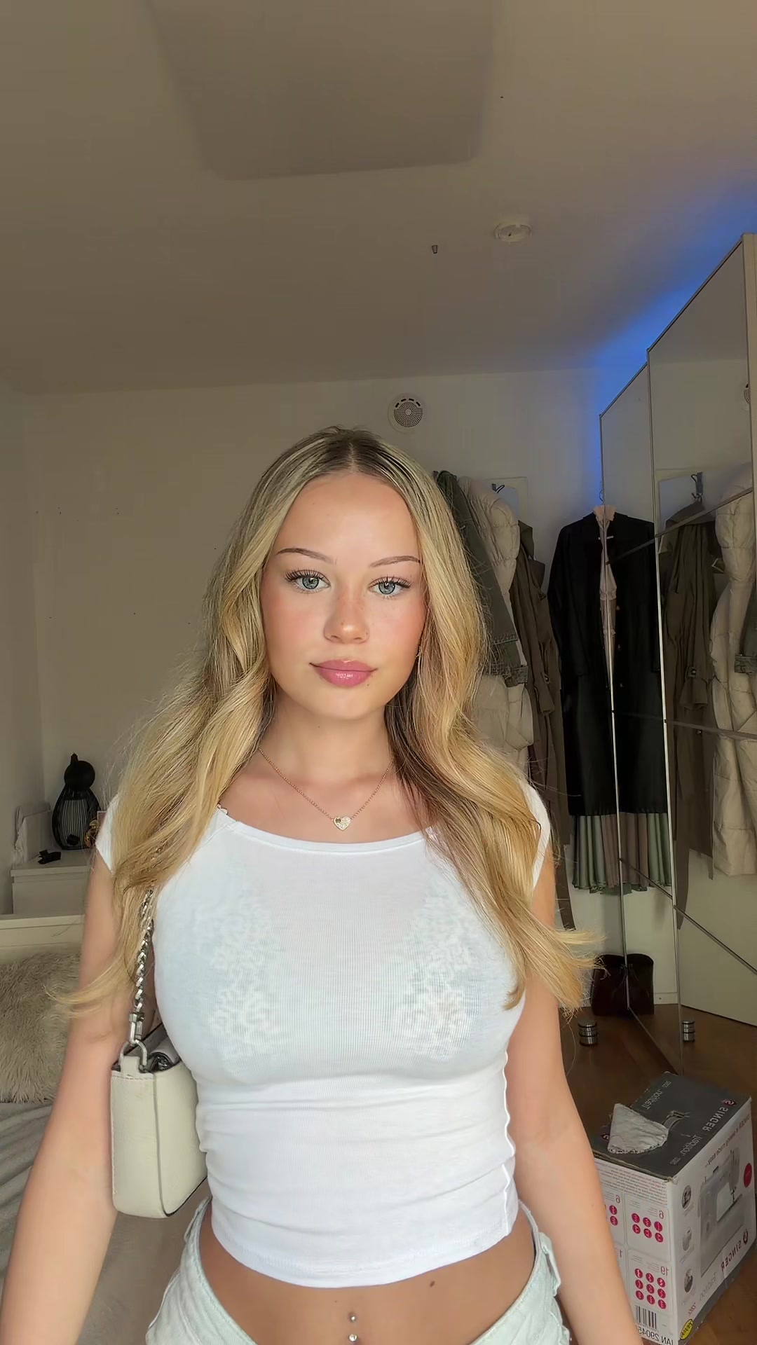 @emi