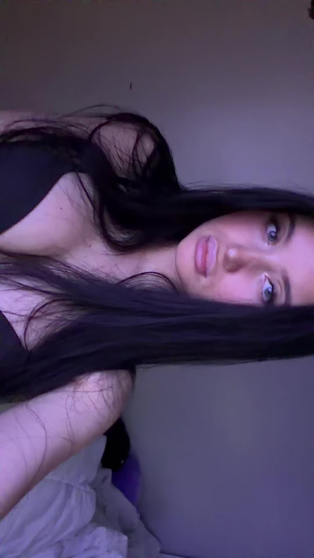 @rachelritzler