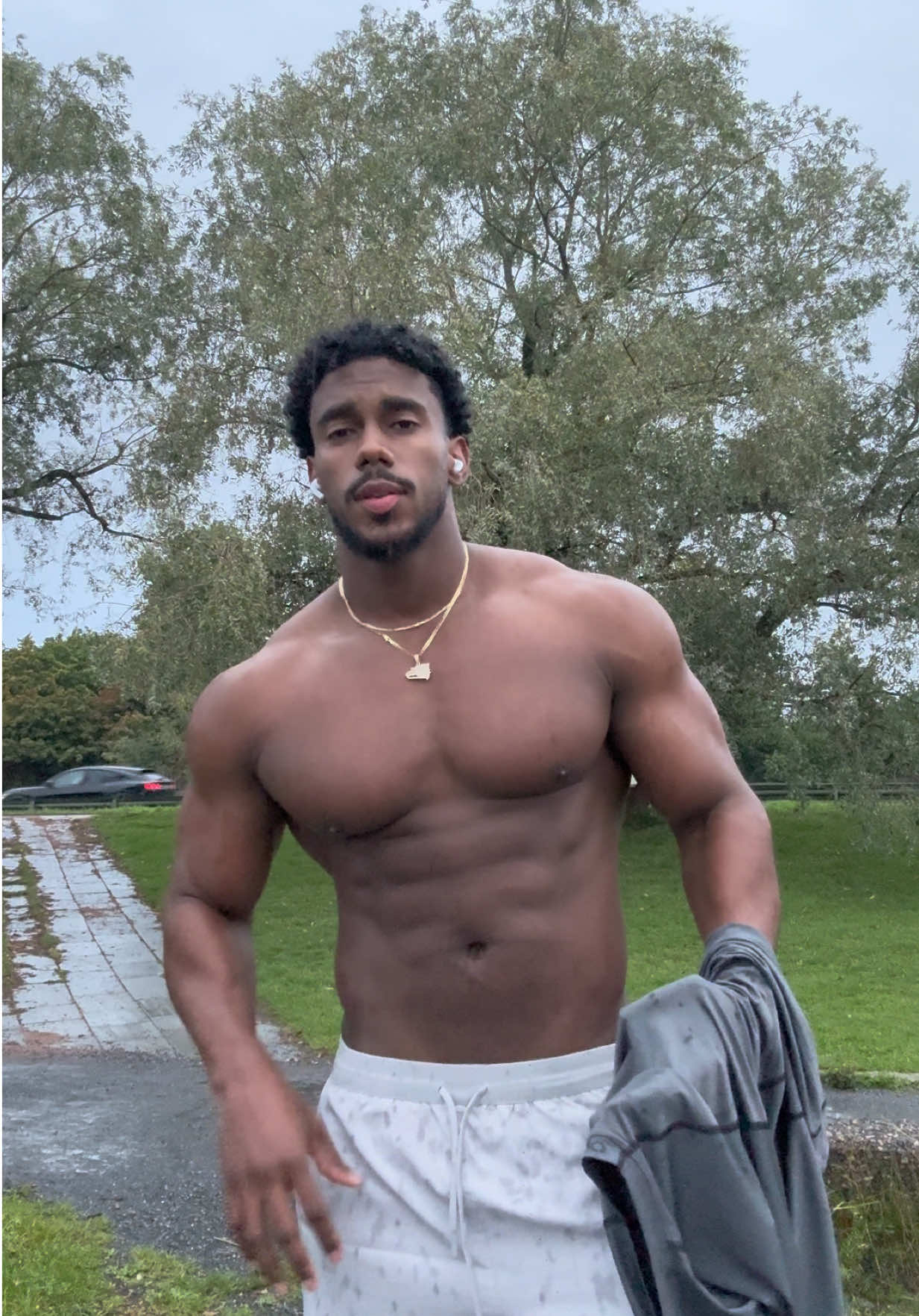 @Mikael Ángeles