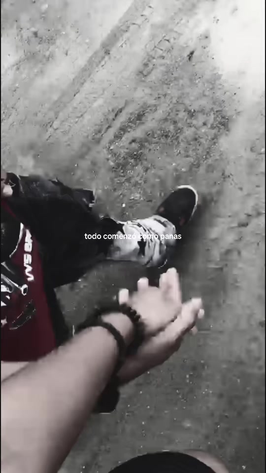 @⃟