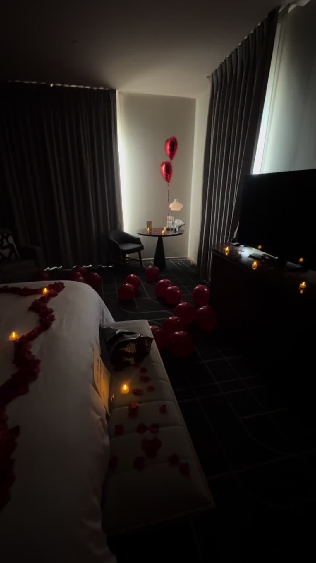 @STL Luxury Rooms and Proposals