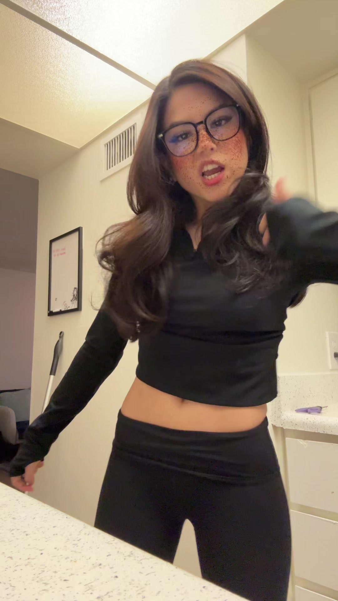@nananena