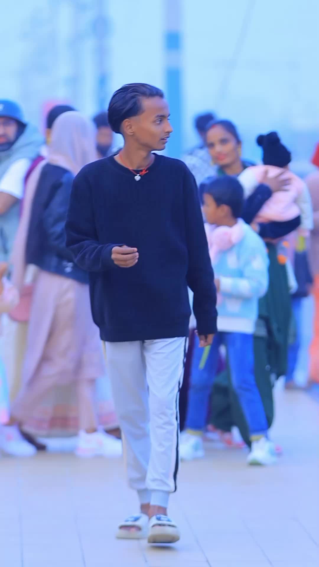 @₮ɪwᴀʀɪ Bʜᴀɪ 🔥😎