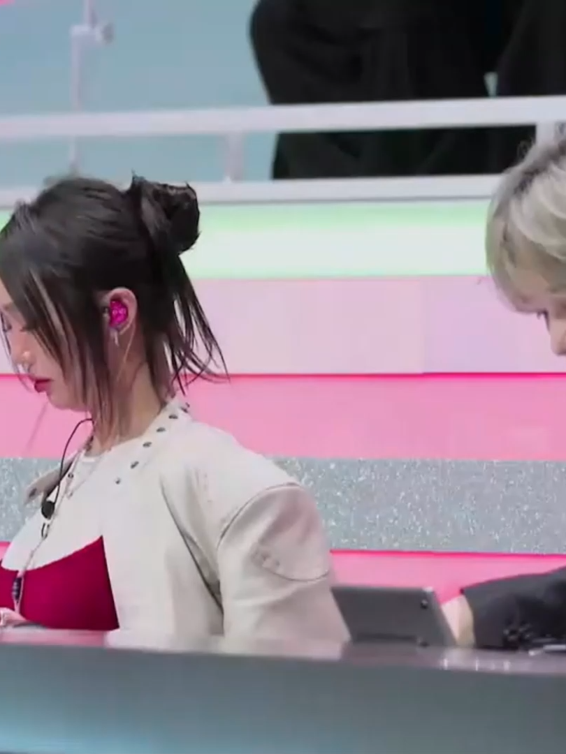 @Watch Korea 🎶 🇰🇷